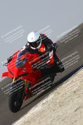 media/Nov-01-2025-TrackDaz (Sat) [[2b4d5192bc]]/A Group/11am (Turn 2 Inside)/